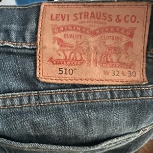 LEVI 510 MENS SKINNY JEANS 32 x 30